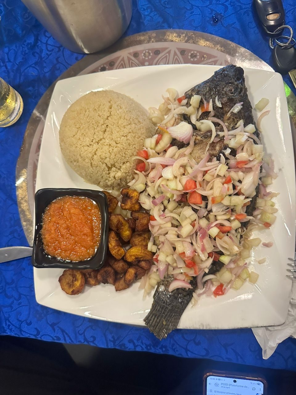 Poisson braisé et riz